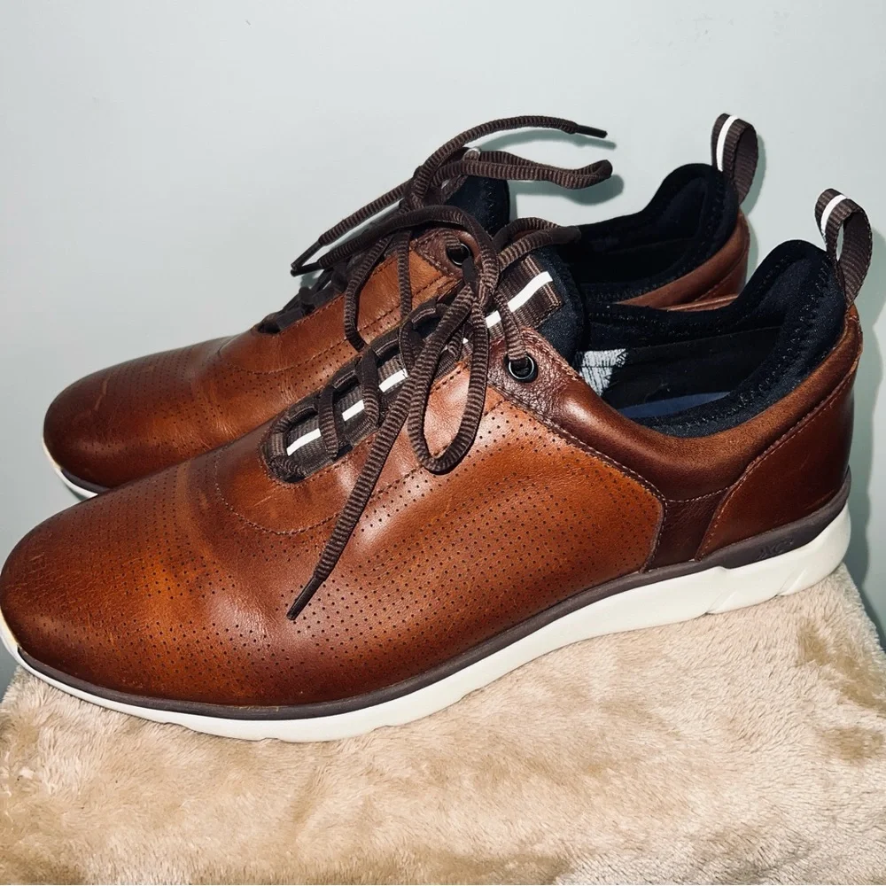 Johnston & Murphy XC4 Waterproof Leather Sneakers - Brown - Men’s Size 11.5